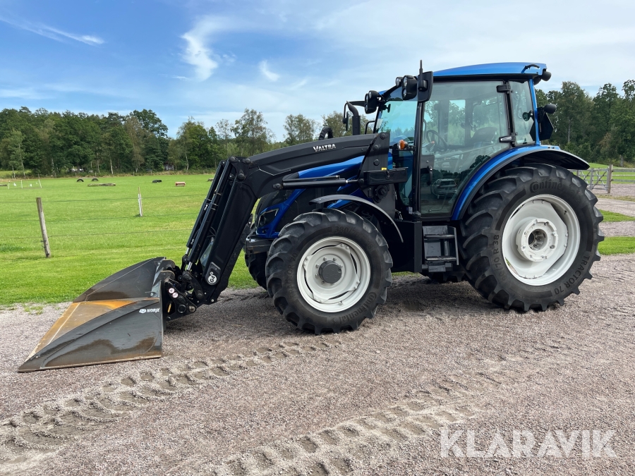 Traktor Valtra A104 Unlimited