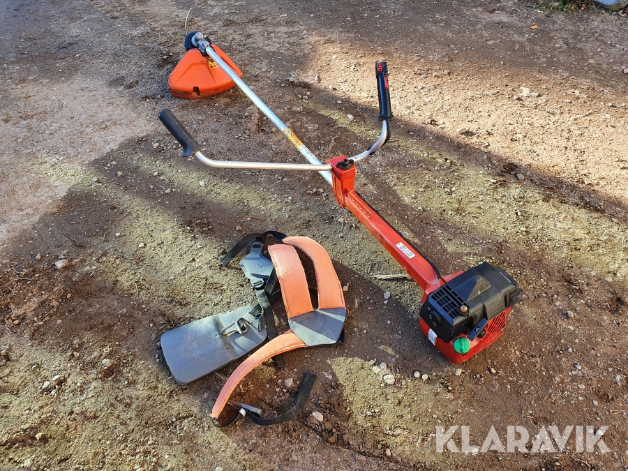 Röjsåg med sele Jonsered GR 2036