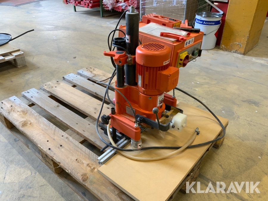 Beslagborrmaskin Blum M51N300