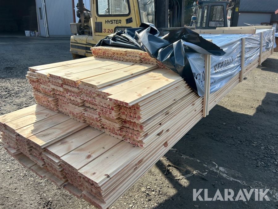 Golv Stigma Furu 20,5 x 142 med fas