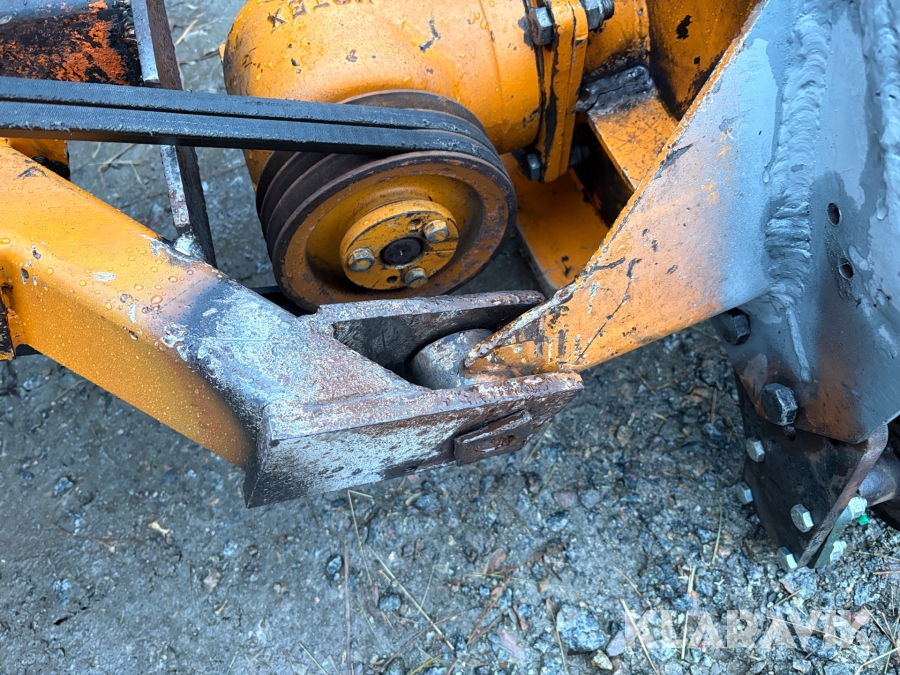 Släntklipp Votex Roadmaster GTX 151