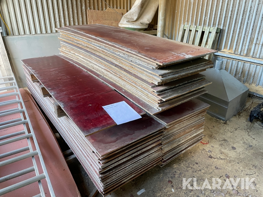Formplywood 2500 mm x 600 mm 100 stycken