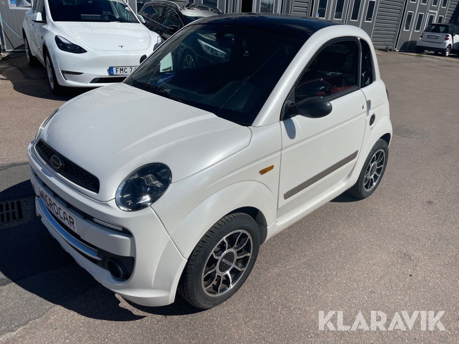 Mopedbil Microcar Dué automat