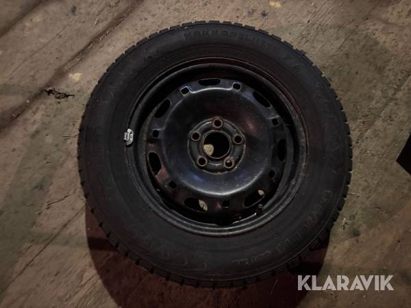 Vinterhjul Volkswagen 5/100 Nokian 175/70R14 dubbdäck