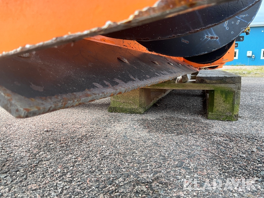 Anal semiz lezbiyenler Men ormonda bir qizni tutdim va uni sikdim.