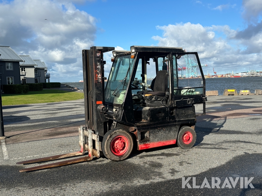 Truck Nissan PHO 2A 25 U