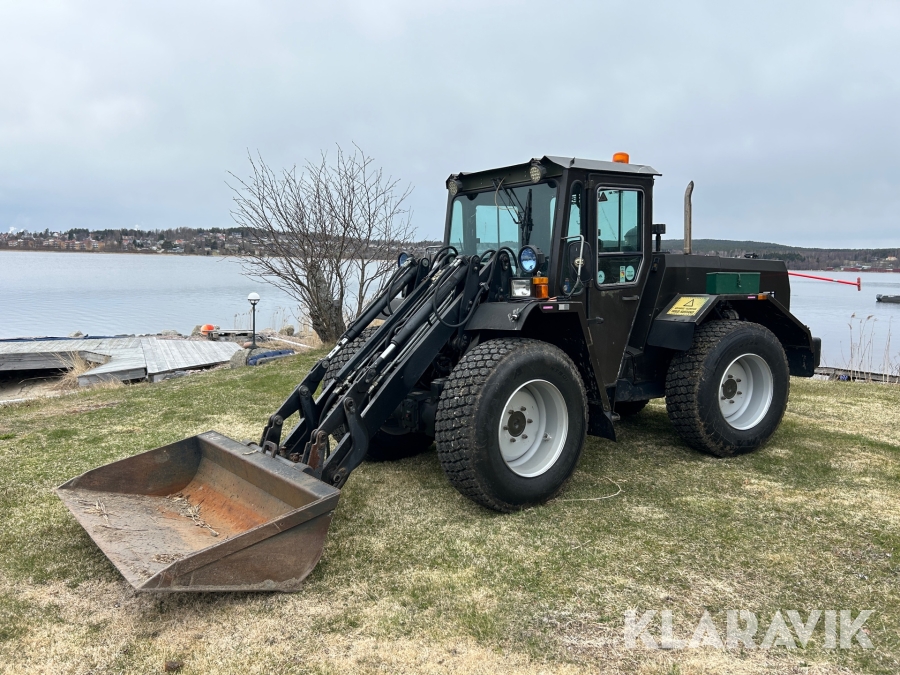 Redskapsbärare Lundberg 343 med redskap