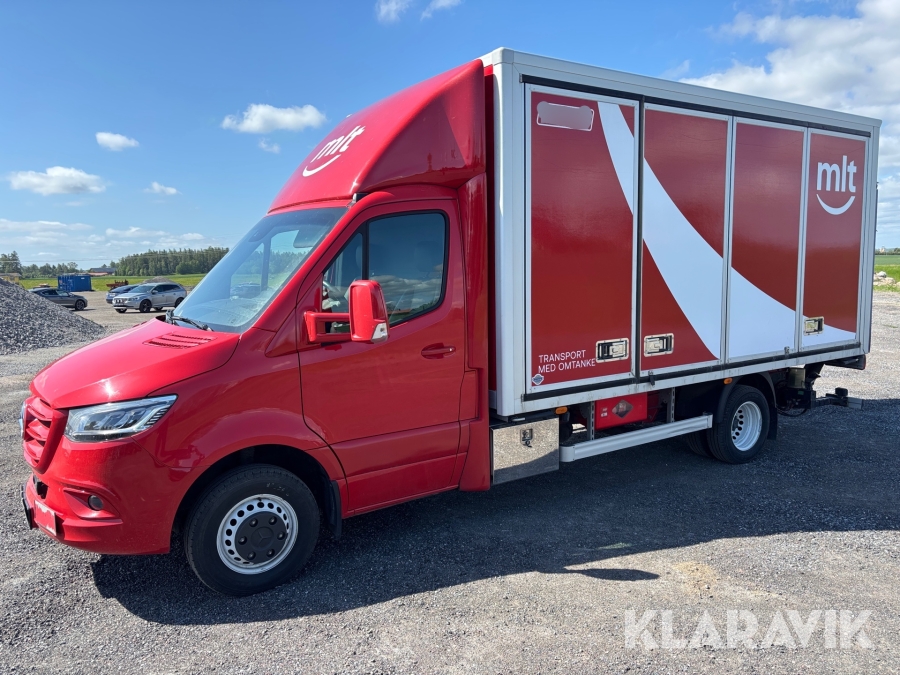 Lastbil Mercedes-Benz Sprinter 517 CDi med bakgavellift