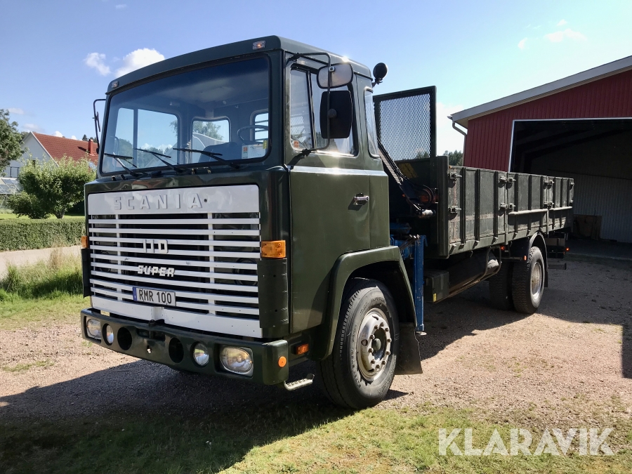 Veteranlastbil Scania 110 Super med kran