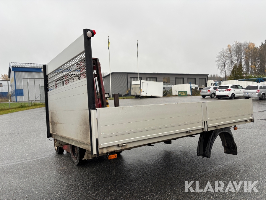 Lämflak till lätt lastbil
