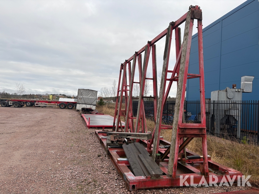 Betongbock 20 fot med containerfäste