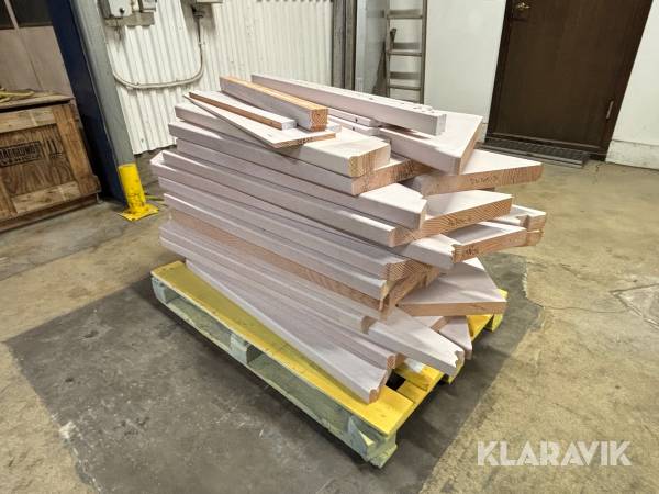 Diverse douglasgran material