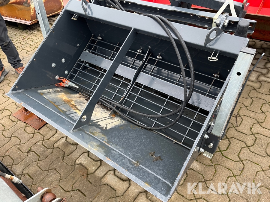 Sandspridare Ystamaskiner SP-400 Trepunktsfäste