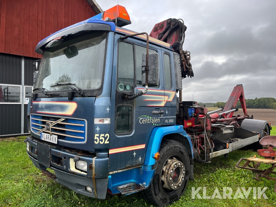 LastväxlareVolvo FL6E 4*2 med kran 
