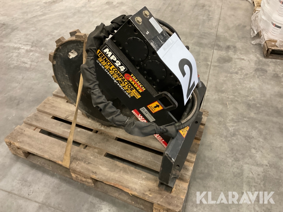 Vibrerande Packhjul Ditch Witch MP24 med 2 extra packhjul