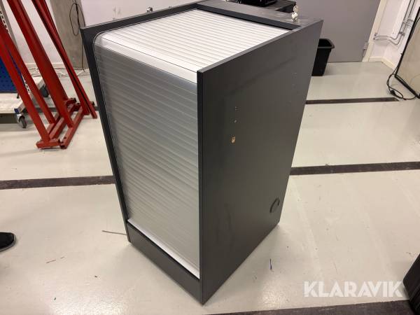 Låsbart rackskåp med jalusi Thon Studio L-rack 17U 19"