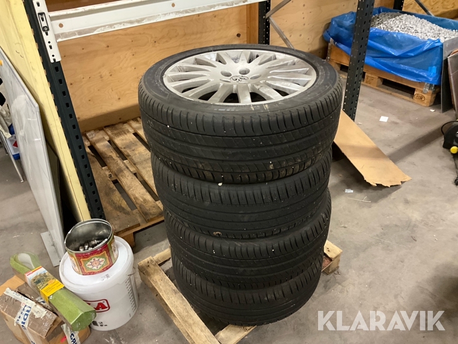 Sommardäck Micheline 235/45R18