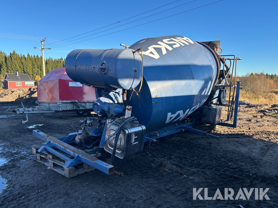 Betongroterare på ram Månsarps