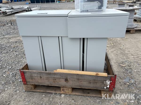 6st tomma elskåp med diverse tillbehör Vicotech automatic