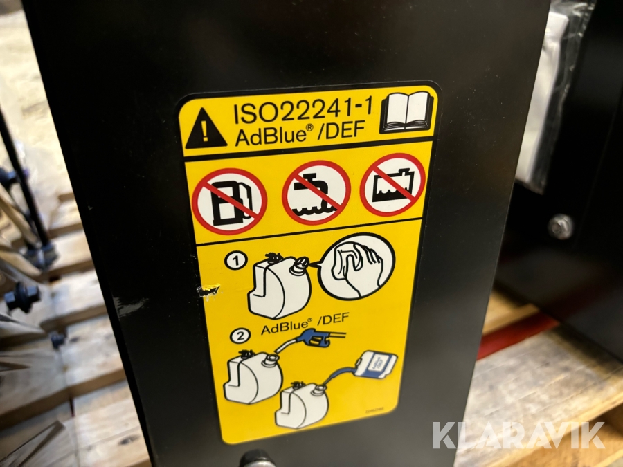 Adblue-tankar till Volvo lastmaskiner 4st