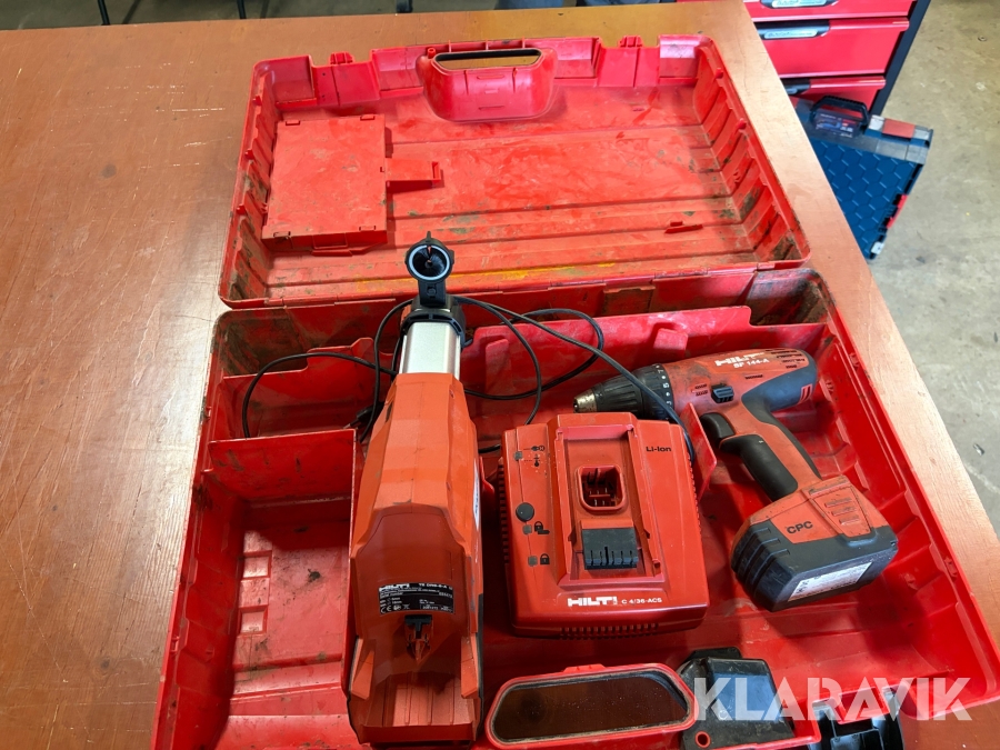 Dammsugarenhet & borrmaskin Hilti med batteri & laddare