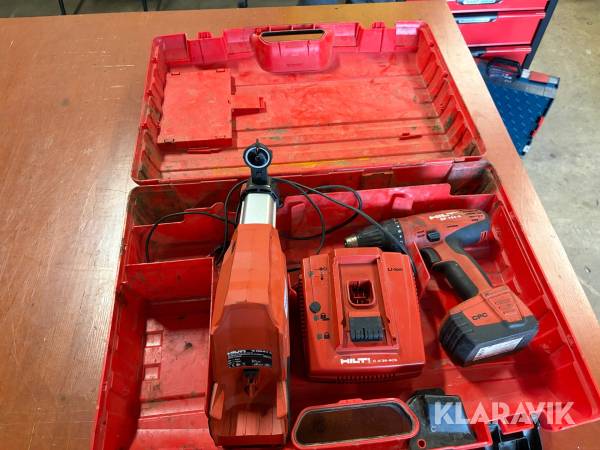 Dammsugarenhet & borrmaskin Hilti med batteri & laddare