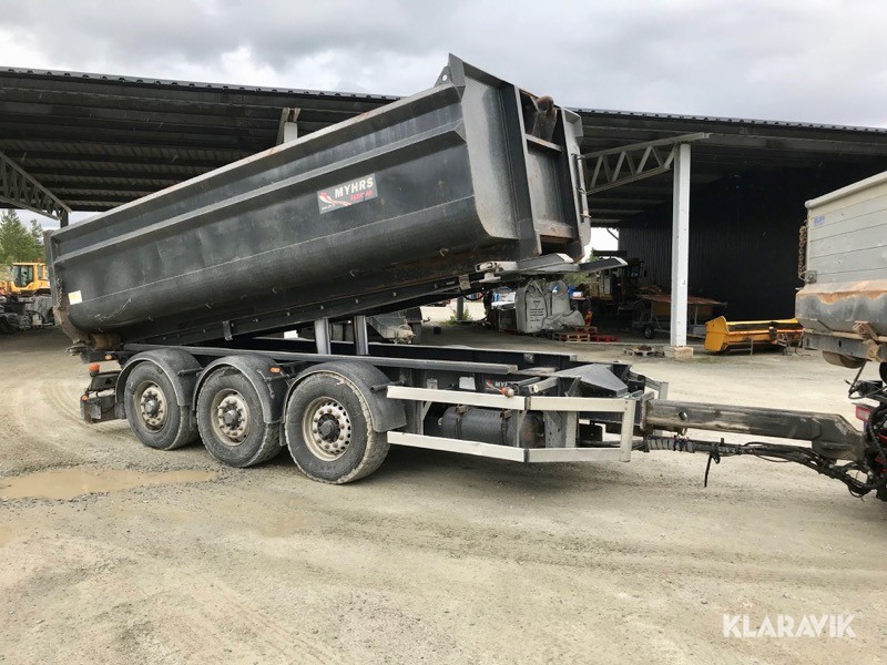 Lastväxlarkärra med tipp