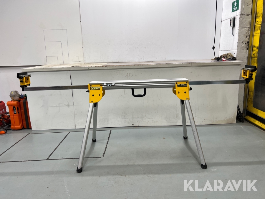 Sågbänk DeWalt DE7033XJ
