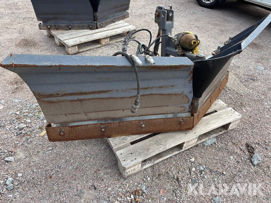 Vikplog Siringe T2200 med 3-punktsfäste