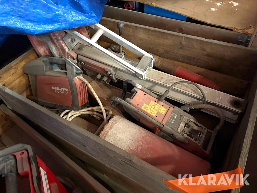 Kärnborr Hilti med stativ och borrar