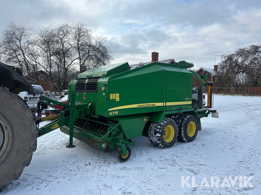 Rundbalspress John Deere 678