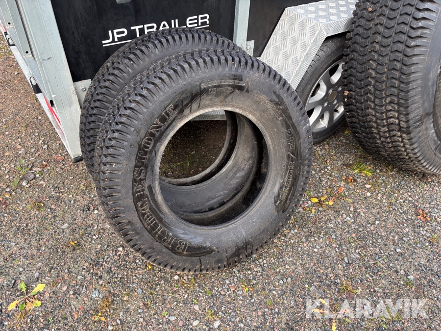 Däck Bridgestone 212/80D15 2 st