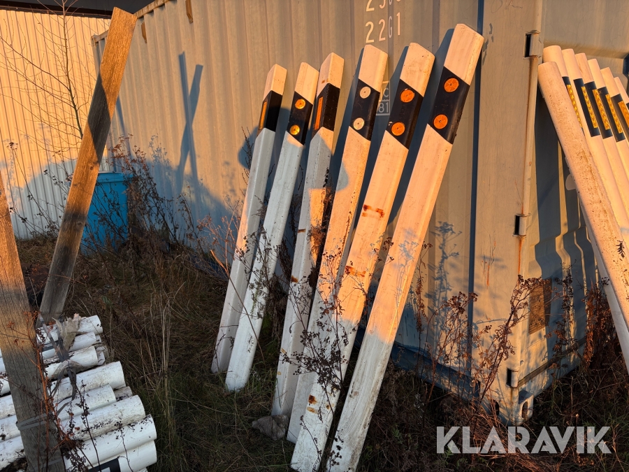 Reflexstolpar / vägstolpar