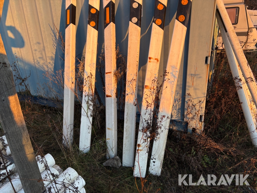 Reflexstolpar / vägstolpar