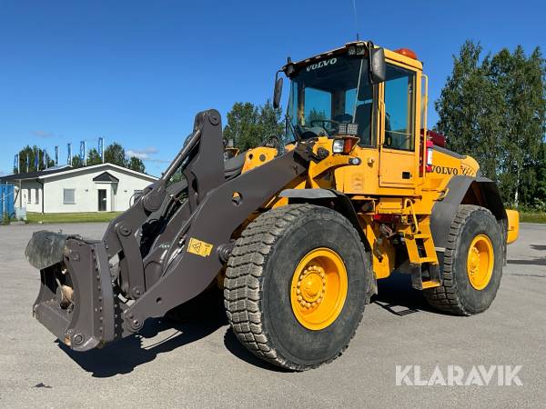 Hjullastare Volvo L90E med våg och skevfäste