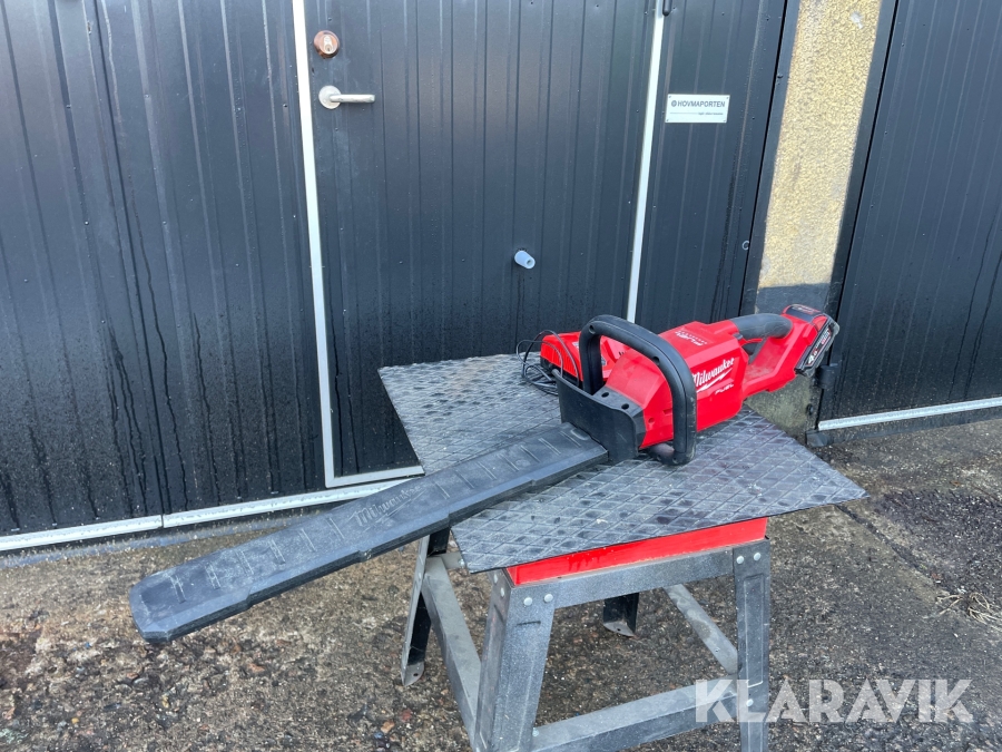 Häcksax Milwaukee Fuel