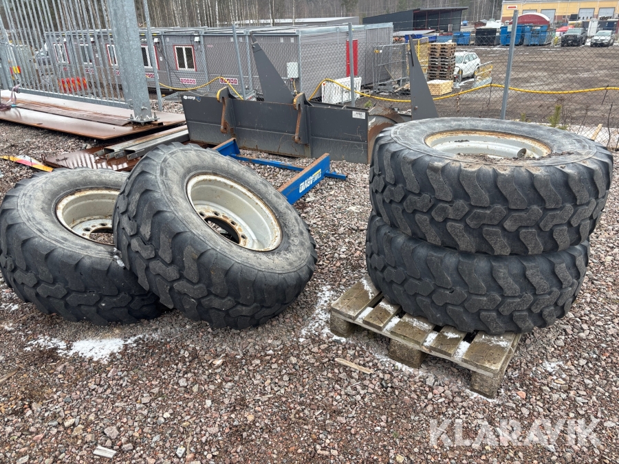 Entreprenaddäck 405-70R20 Mitas EM-01 4st