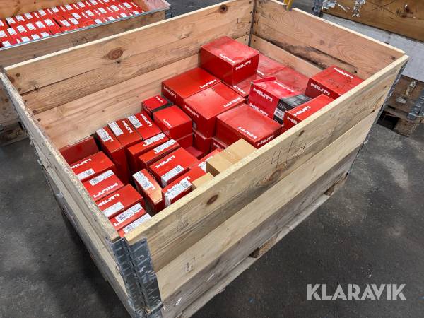 Pall med diverse fästelement Hilti