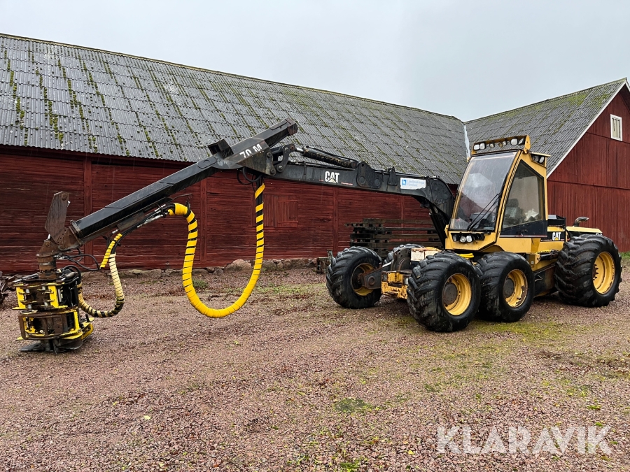 Skördare med Energiklipp CAT 580