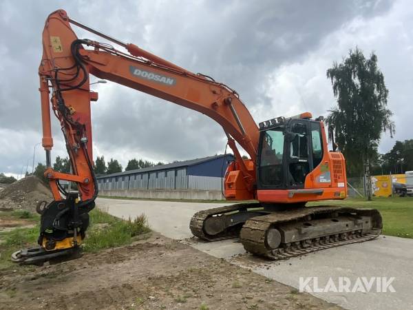 Grävmaskin Doosan DX 235LCR med tiltrotator och grävsystem