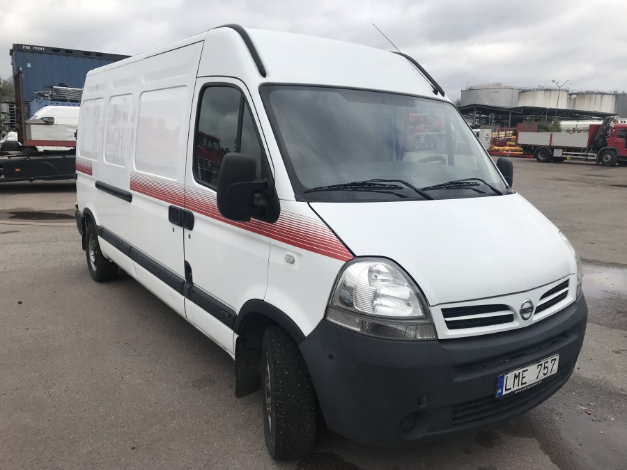 Skåpbil / Transportbil (Nissan)