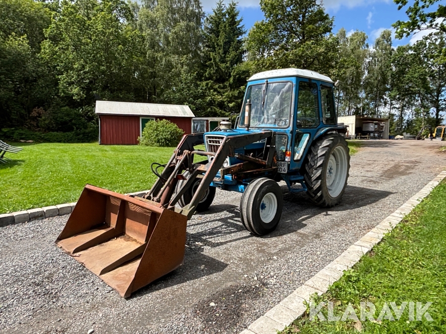 Traktor Ford 4600 med frontlastare