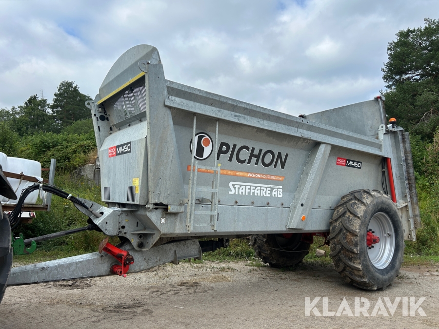 Fastgödselspridare Pichon M1450 14,5 kubik