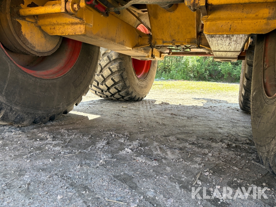 Gödselspridare Olby 12B4 12m3