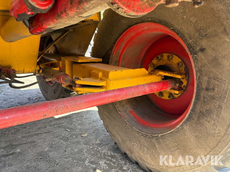 Gödselspridare Olby 12B4 12m3