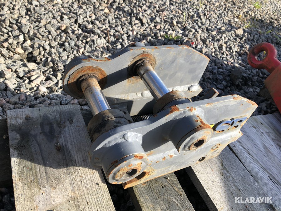 Snabbfäste för grävmaskin S30 / 180A
