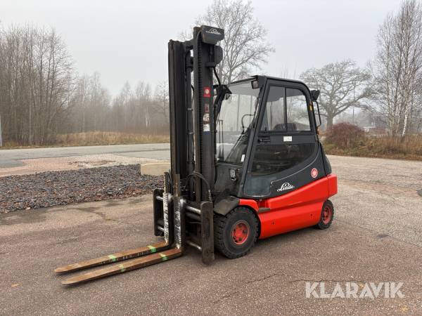 Truck Linde E30 / 02