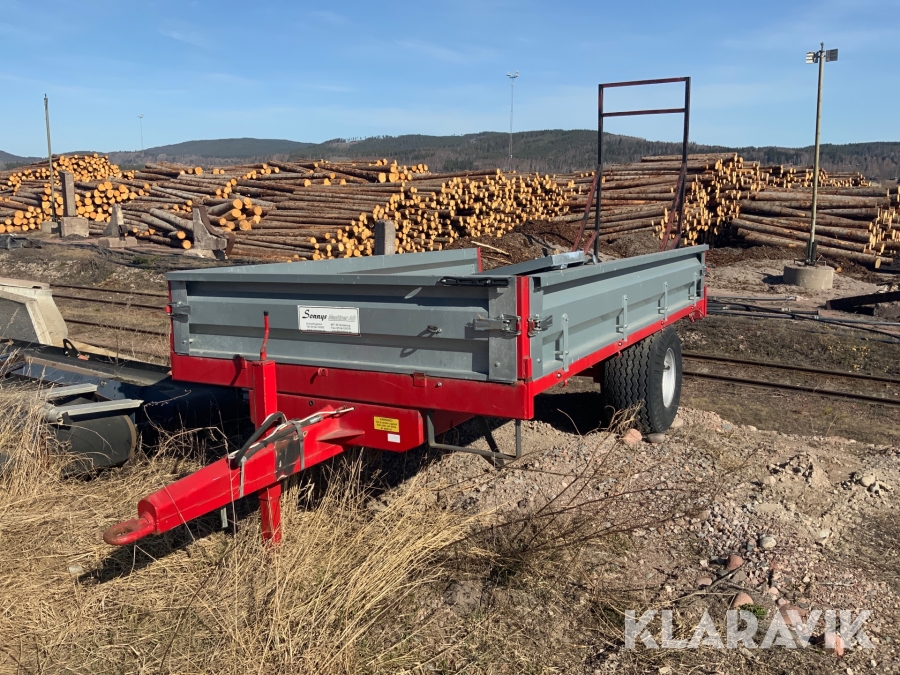 Tippvagn Sonnys 5ton med spridarlämm