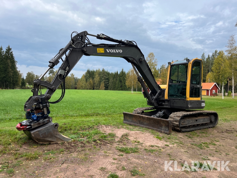 Grävmaskin Volvo ERC88 Plus med många redskap