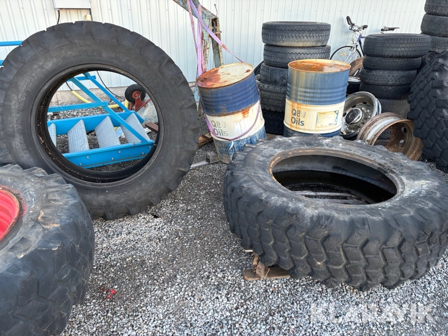 Lantbruksdäck Nokian Tractor Industrial 18.4-34 & 16.9-34